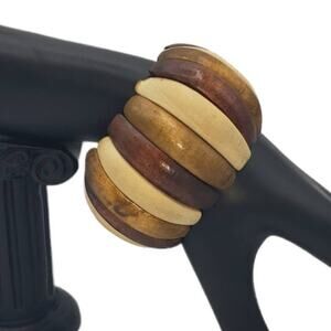 5/10 Chunky multi tone wood bracelet